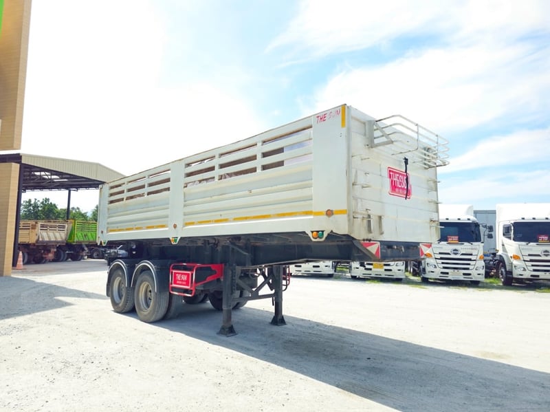 หางเซมิดั้มพ์ สองเพลา อู่เดอะซัน ปี 2566 ยาว 7.49 สูง 1.36 กว้าง 2.55 หนัก 6.8 ตัน Sาคา 580,000.-(3395)