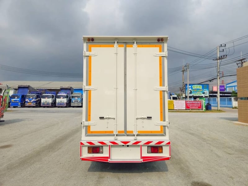 สี่ล้อตู้ HINO XZU 136 แรง ปี 2563 ยาว 3.16 กว้างนอก 1.89 กว้างใน 1.82สูงใน 2.09 โปร 620,000.-(637) สี่ล้อตู้ HINO XZU 136 แรง ปี 2563 ยาว 3.16 กว้างนอก 1.89 กว้างใน 1.82สูงใน 2.09 โปร 620,000.-(637)