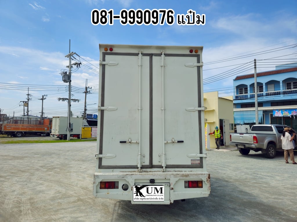 สี่ล้อตู้เข้าใหม่ ISUZU NLR 130 แรงม้า ปี 2560 ราคา 570,000.-(5269) ขนาด ยาว3.47 กว้าง 1.83 สูง 2.0 สี่ล้อตู้เข้าใหม่ ISUZU NLR 130 แรงม้า ปี 2560 ราคา 570,000.-(5269) ขนาด ยาว3.47 กว้าง 1.83 สูง 2.0