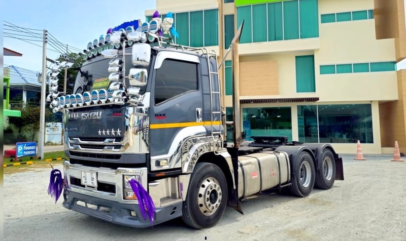 สิบล้อหัวลาก Isuzu Gxz  360 แรงม้า ปี 66 (9050)