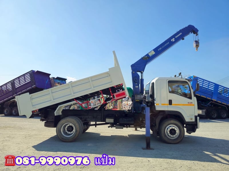 🚚หกล้อดั้มพ์ติดเครน ปี 2566 ISUZU FTR 240 แรงม้า ติดเครน 8 ตัน 3 ปลอก Sาคา  2,110,000.-(3266)