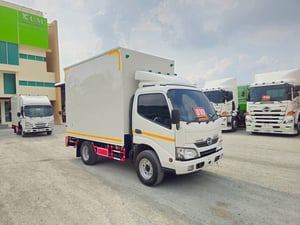 สี่ล้อตู้ HINO XZU 136 แรง ปี 2563 ยาว 3.16 กว้างนอก 1.89 กว้างใน 1.82สูงใน 2.09 โปร 620,000.-(637) สี่ล้อตู้ HINO XZU 136 แรง ปี 2563 ยาว 3.16 กว้างนอก 1.89 กว้างใน 1.82สูงใน 2.09 โปร 620,000.-(637)