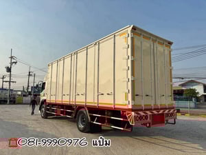 🚚หกล้อตู้สิบบาน ปี 2564 ISUZU  FTR 240 เเรงม้า Sาคา 1,690,000.-(3567)
