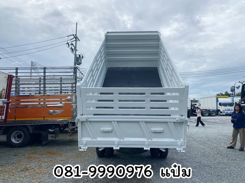 หกล้อดั้มพ์ ISUZU FRR 210 แรง ปี 2566 ราคา 1,090,000.-(5273). หกล้อดั้มพ์ ISUZU FRR 210 แรง ปี 2566 ราคา 1,090,000.-(5273).