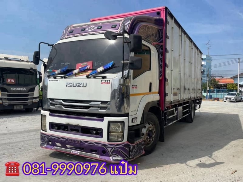 👉หกล้อตู้สิบบาน Isuzu Ftr 240 แรงม้า ปี 2554 (8574) Sาคา 990,000 บาท 👉หกล้อตู้สิบบาน Isuzu Ftr 240 แรงม้า ปี 2554 (8574) Sาคา 990,000 บาท