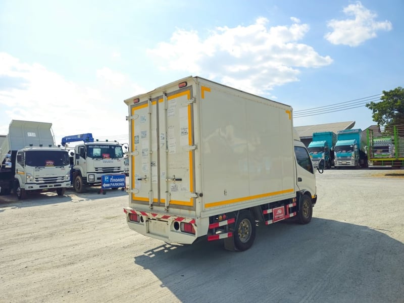 👉สี่ล้อตู้ทึบ HINO XZU 136 แรงม้า ปี 2565 (8111) 👉สี่ล้อตู้ทึบ HINO XZU 136 แรงม้า ปี 2565 (8111)