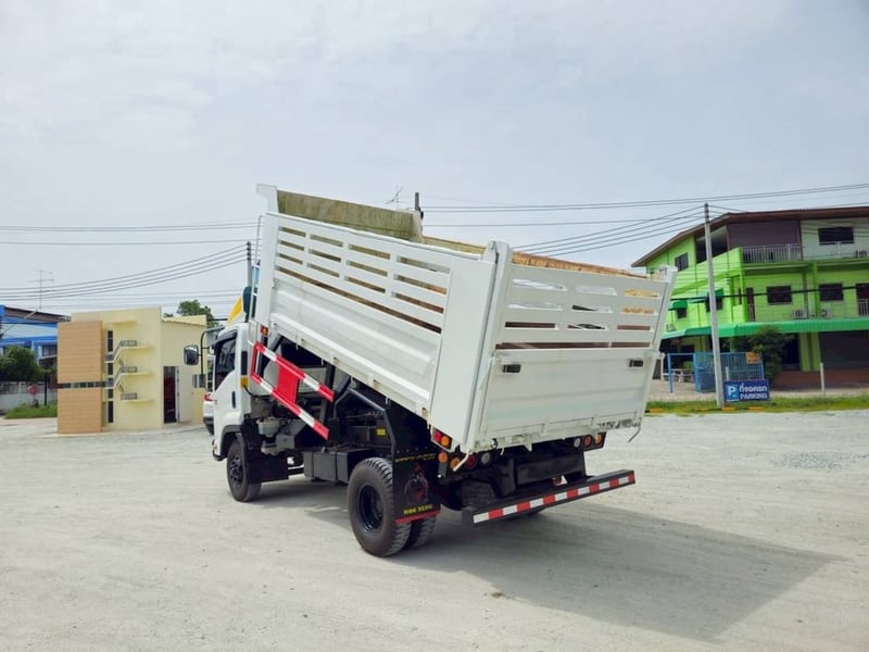 📌หกล้อดั้มพ์ ปี 2565  ISUZU FRR 210 เเรง  💴1,110,000.- (0522)
