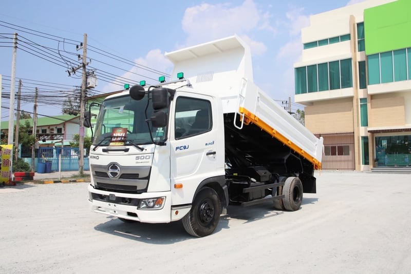 หกล้อดั้มพ์ HINO FC9J 175 แรง ปี 2565 💴 990,000.-(0793)