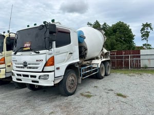 สิบล้อโม่ปูน HINO FM1A 344 แรงม้า ปี 2555 (6785) สิบล้อโม่ปูน HINO FM1A 344 แรงม้า ปี 2555 (6785)