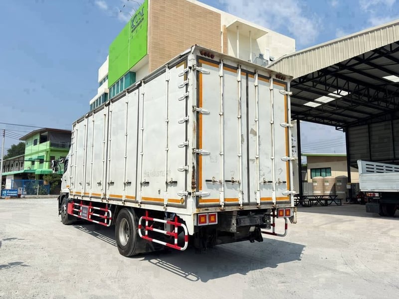 🚛 หกล้อตู้สิบบาน HINO FG8J 240 เเรง ปี 2561  (4378)