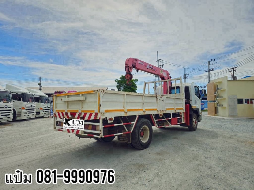 หกล้อติดเครน ปี 2557 ISUZU FTR 240 แรงม้า ราคา 1,310,000.-(0947) หกล้อติดเครน ปี 2557 ISUZU FTR 240 แรงม้า ราคา 1,310,000.-(0947)