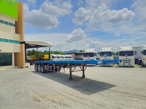 หางพื้นเรียบ  สามเพลา อู่ WAFA   ปี 2565  ยาว 12.35 กว้าง 2.5 Sาคา 490,000.-(8655)