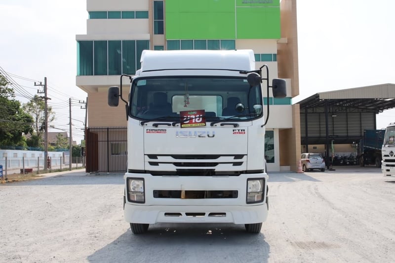 หกล้อหัวลาก ISUZU FTR 240 แรง ปี 2565 ยางใหม่ 6 เส้น ➖➖➖➖➖➖➖➖➖ Sาคา 1,470,000.-(2712) หกล้อหัวลาก ISUZU FTR 240 แรง ปี 2565 ยางใหม่ 6 เส้น ➖➖➖➖➖➖➖➖➖ Sาคา 1,470,000.-(2712)