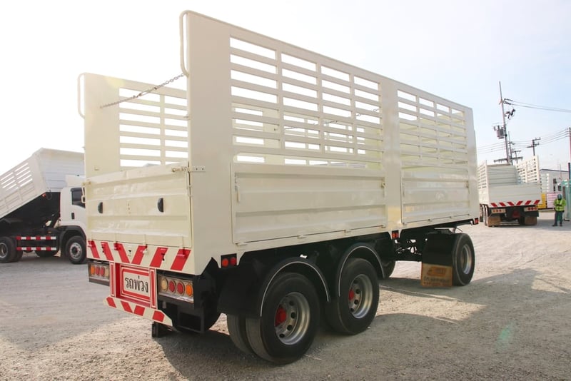 ❤️ส่งต่อ  หางคอก 3 เพลา  ปี 2564 ยาว 7.20 กว้าง 2.50 สูงใน 2.20 ลดเหลือ(0735) 370,000 บาท