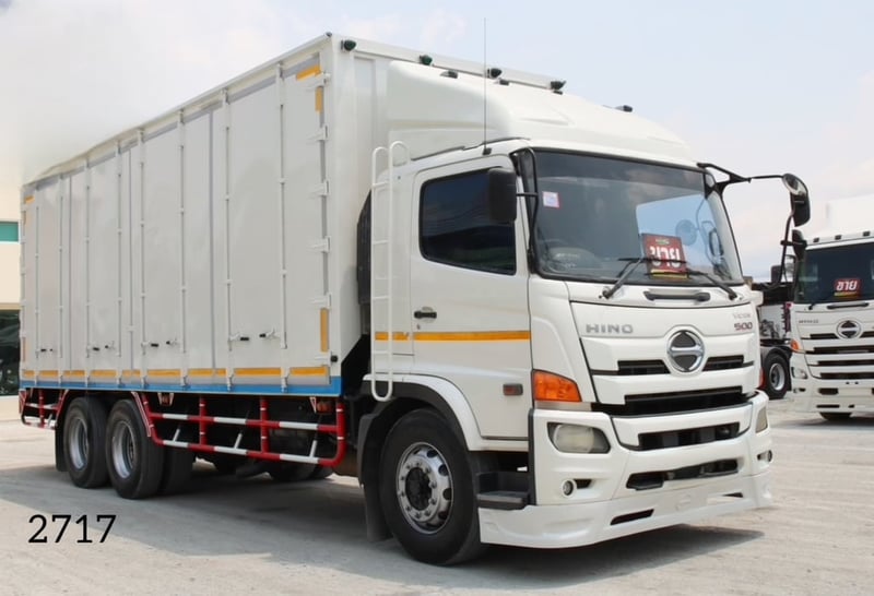 สิบล้อตู้สิบบาน HINO FL8J 260 แรงม้า ปี 2561 (2717) สิบล้อตู้สิบบาน HINO FL8J 260 แรงม้า ปี 2561 (2717)