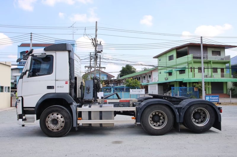 สิบล้อหัวลาก Volvo FM 440 แรงม้า ปี 60 (0248) สิบล้อหัวลาก Volvo FM 440 แรงม้า ปี 60 (0248)