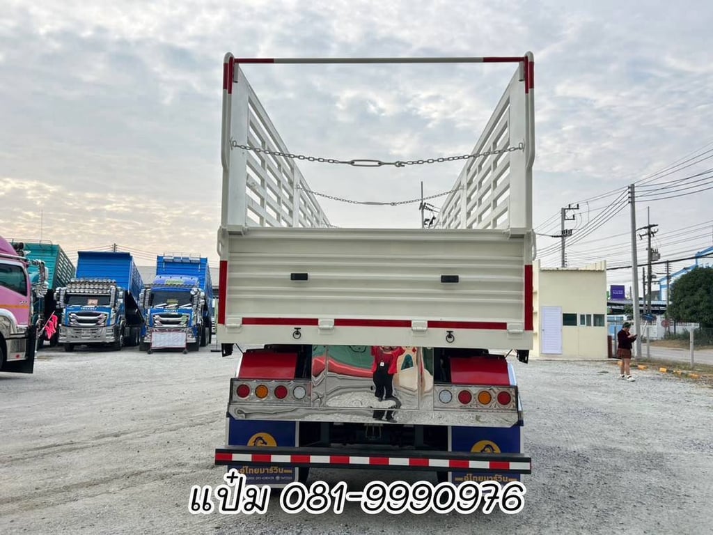 🚚หางคอกสามเพลา   ปี 2568  อู่ไทยมาวิน   Sาคา 590,000.-( 0735 )