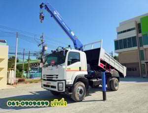 หกล้อดั้มพ์ติดเครน ISUZU FTR 240 แรงม้า 2566 (3266)