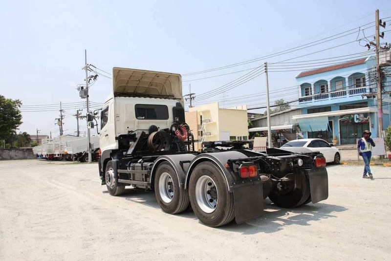 สิบล้อหัวลาก HINO (1311) FM1A  344 แรง  ปี 2565 ยางใหม่ 10 เส้น