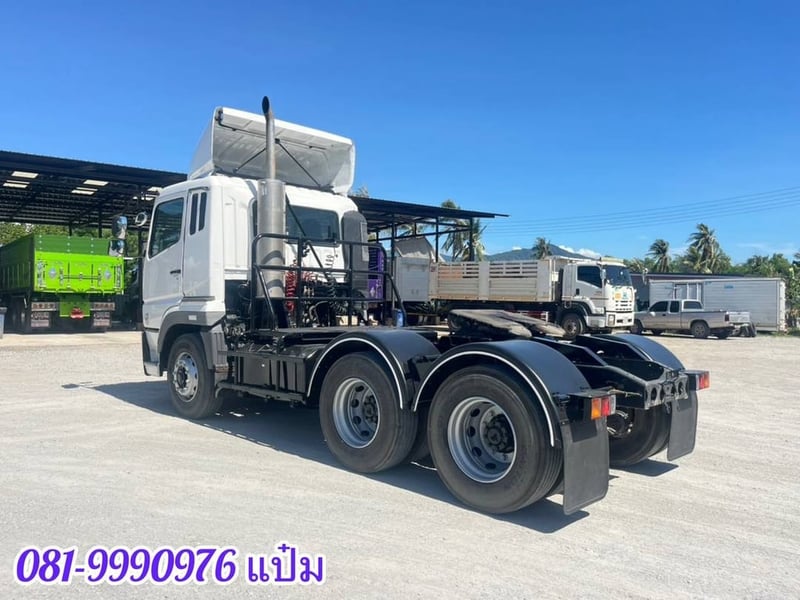สิบล้อหัวลาก FUSO (5718) FV 380 แรง ปี 2555 สิบล้อหัวลาก FUSO (5718) FV 380 แรง ปี 2555