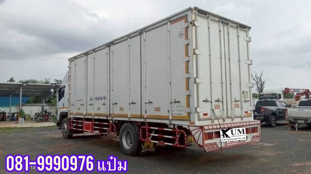💎ด่วนหลุดจอง sาคาไม่ถึงล้าน ยาวนอก 7.65 กว้างใน 2.36 สูงใน 2.55 ISUZU  FTR  240 แรงม้า ปี 2558 8 น๊อต ราคา   990,000.-(2715)  นัดดูรถได้ที่ชลบุรี