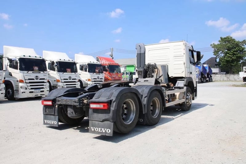 สิบล้อหัวลาก Volvo FM 440 แรงม้า ปี 60 (0248) สิบล้อหัวลาก Volvo FM 440 แรงม้า ปี 60 (0248)