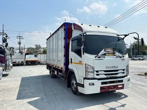 🚛หกล้อตู้สิบบาน ISUZU FRR 210 แรง ปี  2565   Sาคา  990,000.-(2331)