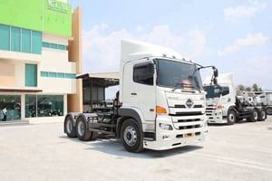 สิบล้อหัวลาก HINO (1311) FM1A 344 แรง ปี 2565 ยางใหม่ 10 เส้น สิบล้อหัวลาก HINO (1311) FM1A 344 แรง ปี 2565 ยางใหม่ 10 เส้น