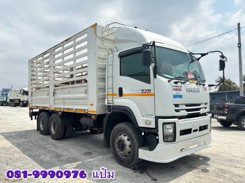 🚛สิบล้อคอก เพลาเดียว ปี 2563 ISUZU  FVM  300 เเรงม้า Sาคา  1,450,000.-(4490)