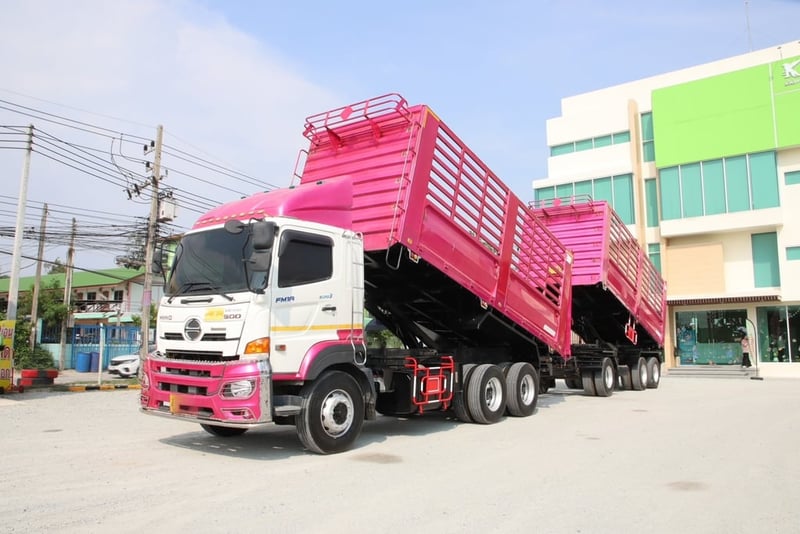 .-(0932)(0933) ➖➖➖➖➖➖➖➖➖➖ สิบล้อดั้มพ์ พ่วงเเม่ลูก ปี 1565 HINO  FM1A  344 เเรงม้า 