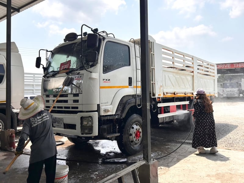 ISUZU FXZ 360 เเรง ปี 2557 ปล่อย 1,190,000.-(4857) ISUZU FXZ 360 เเรง ปี 2557 ปล่อย 1,190,000.-(4857)