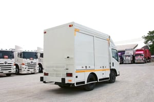 หกล้อ FOOD TRUCK ISUZU NMR 130 แรงม้า ปี 2558 (3140) หกล้อ FOOD TRUCK ISUZU NMR 130 แรงม้า ปี 2558 (3140)