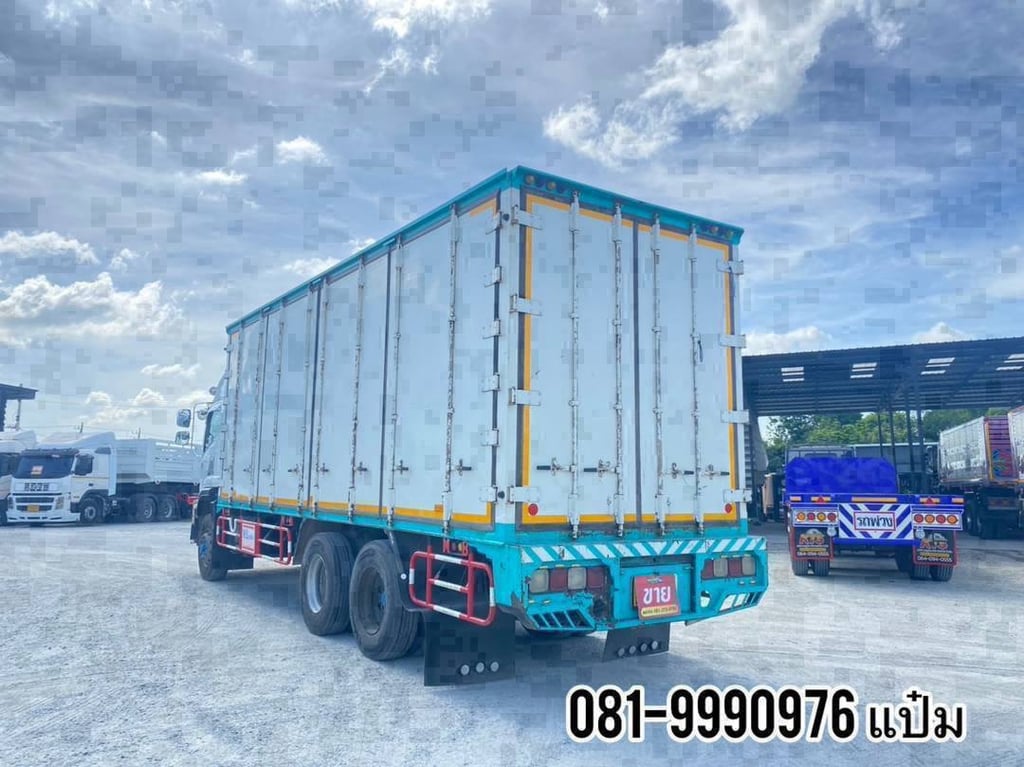 ISUZU FTR 240แรงม้า รถบรรทุก 6ล้อ ตู้แห้ง ปี2019