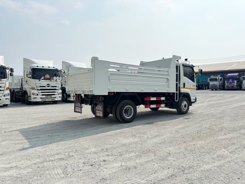 หกล้อดั้มพ์ ISUZU FRR 210 แรง 2566 (4606) ยาว 4.02 สูง 1.00 กว้าง 2.23 💴 1,150,000.-