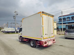 สี่ล้อตู้ HINO XZU 136 แรง ปี 2563 ยาว 3.16 กว้างนอก 1.89 กว้างใน 1.82สูงใน 2.09 โปร 620,000.-(637) สี่ล้อตู้ HINO XZU 136 แรง ปี 2563 ยาว 3.16 กว้างนอก 1.89 กว้างใน 1.82สูงใน 2.09 โปร 620,000.-(637)