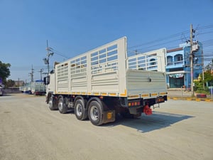 สิบสองล้อคอก VOLVO FM 440 แรง ปี 2556 ยาว6.55 กว้าง 2.53 สูง 1.92 อู่ เอสซีเค Sาคา 540,000.-(2900) สิบสองล้อคอก VOLVO FM 440 แรง ปี 2556 ยาว6.55 กว้าง 2.53 สูง 1.92 อู่ เอสซีเค Sาคา 540,000.-(2900)