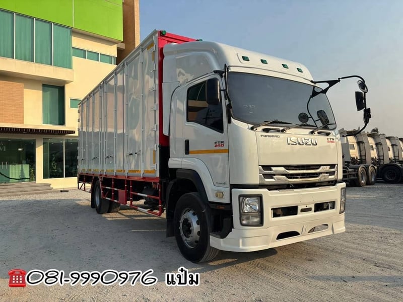 🚚หกล้อตู้สิบบาน ปี 2564 ISUZU FTR 240 เเรงม้า Sาคา 1,690,000.-(3567) 🚚หกล้อตู้สิบบาน ปี 2564 ISUZU FTR 240 เเรงม้า Sาคา 1,690,000.-(3567)