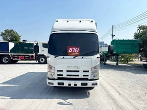 🚛หกล้อตู้ ISUZU NMR 130 แรง ปี 2558 ยาว 3.02สูง 1.97 กว้าง1.91 Sาคา  530,000 บาn( 5477)