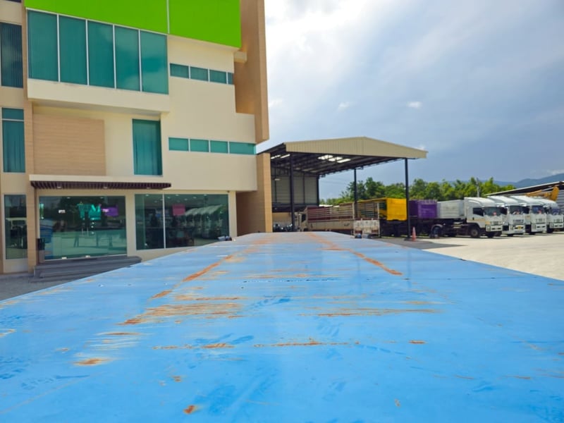 🌟หางพื้นเรียบ สามเพลา อู่ WAFA ปี 2565 ยาว 12.4 กว้าง 2.5 Sาคา 420,000.-(5439) โทร.081-9990976 แป๋ม 🌟หางพื้นเรียบ สามเพลา อู่ WAFA ปี 2565 ยาว 12.4 กว้าง 2.5 Sาคา 420,000.-(5439) โทร.081-9990976 แป๋ม