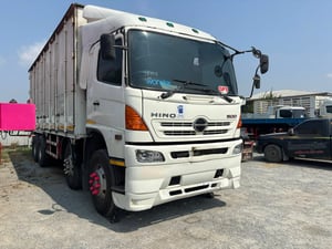 สิบสองล้อแท้ตู้สิบบานสองเพลา  HINO GY2P 380 แรงม้า ปี 52 (7998)