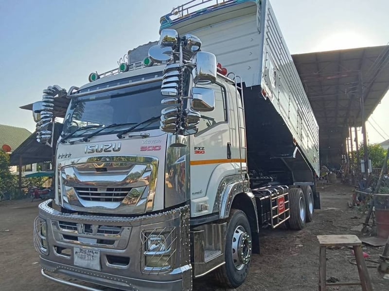 สิบล้อดั้มพ์ ISUZU  FXZ 360 แรง  ปี 2565  ยาว 6.35 สูง 1.98 กว้าง 2.50 (5346) Vาย 2,330,000.-