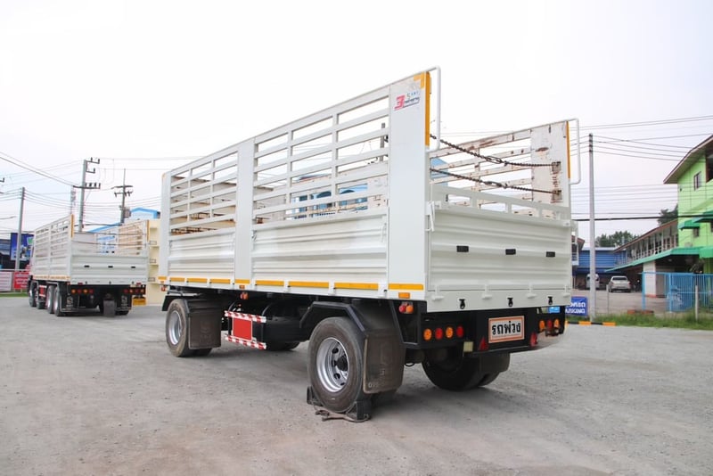 หางคอก สองเพลา อู่ เอสเคที ปี 2565 ยาว 7.0 กว้าง 2.5 สูง 2.0 Sาคา 450,000.-(6467)