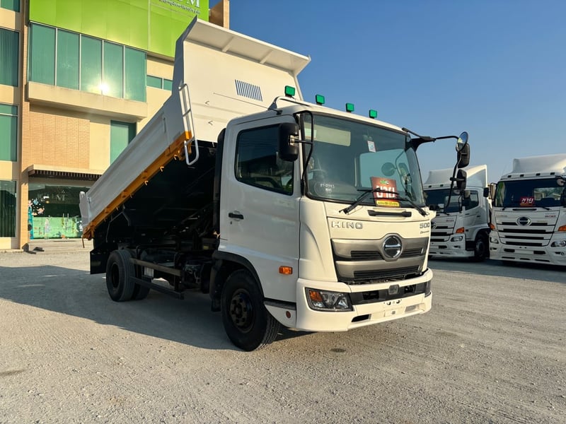 👉🏻 ปล่อย หกล้อดั้มพ์ HINO FC9J 175 แรง ปี 2565 ยาว 4.20 กว้าง 2.20 สูง 60 Sาคา 990,000.-(0793) 👉🏻 ปล่อย หกล้อดั้มพ์ HINO FC9J 175 แรง ปี 2565 ยาว 4.20 กว้าง 2.20 สูง 60 Sาคา 990,000.-(0793)