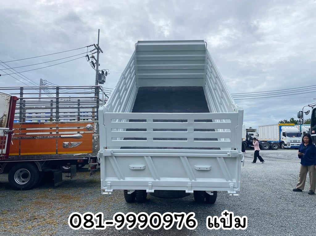 อย่างสวย หกล้อดั้มพ์ ISUZU FRR 210 แรง ปี 2566 ราคา 1,090,000.-(5273). อย่างสวย หกล้อดั้มพ์ ISUZU FRR 210 แรง ปี 2566 ราคา 1,090,000.-(5273).