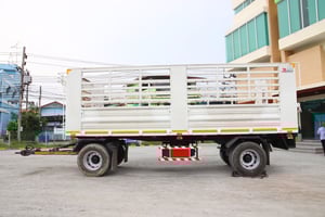 หางคอก สองเพลา อู่ เอสเคที ปี 2565 ยาว 7.0 กว้าง 2.5 สูง 2.0 Sาคา 450,000.-(6467)