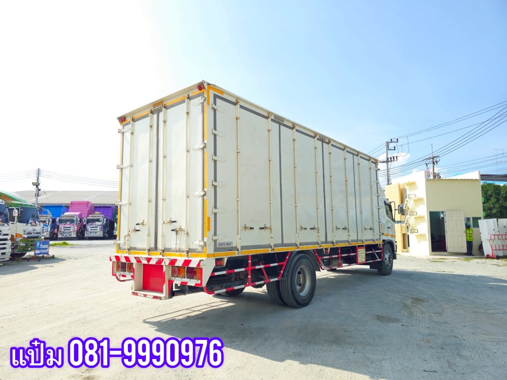 🚚หกล้อตู้สิบบาน  ปี 2555 HINO  FG8J  212  แรงม้า Sาคา  950,000.-(3689)