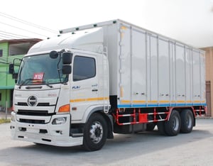 สิบล้อตู้สิบบาน HINO FL8J 260 แรงม้า ปี 2560 (0511) สิบล้อตู้สิบบาน HINO FL8J 260 แรงม้า ปี 2560 (0511)