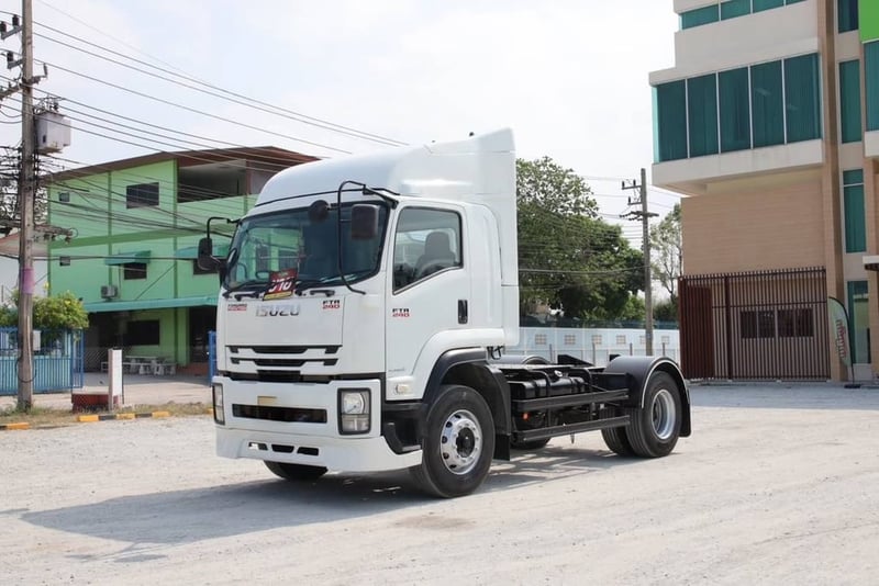 🚛 Vายด่วน หกล้อหัวลาก ISUZU  FTR 240 แรง ปี 2565 (2712)