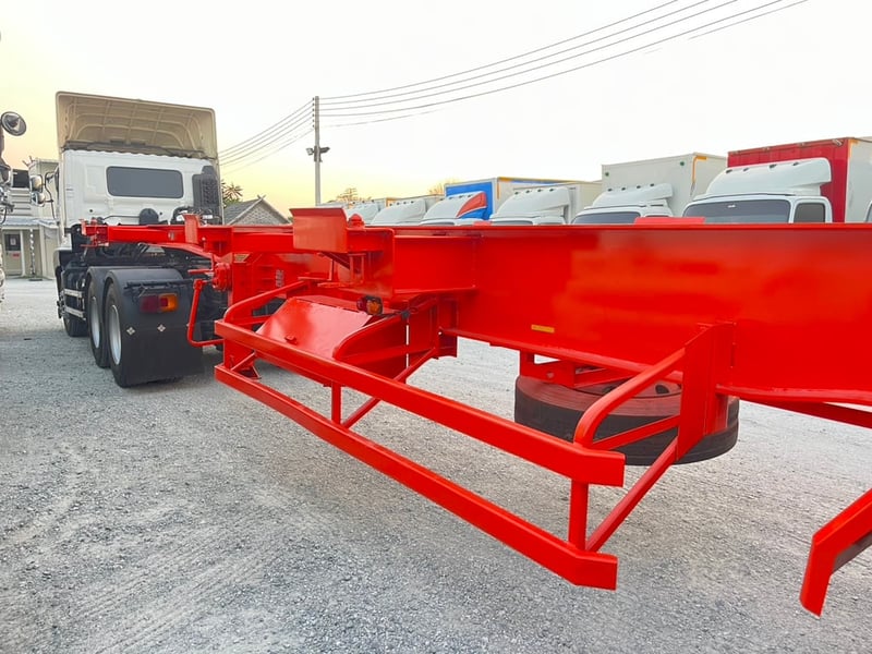 หางก้าง สามเพลา อู่สามมิตร ปี 2560 Sาคา 400,000.-(5348)