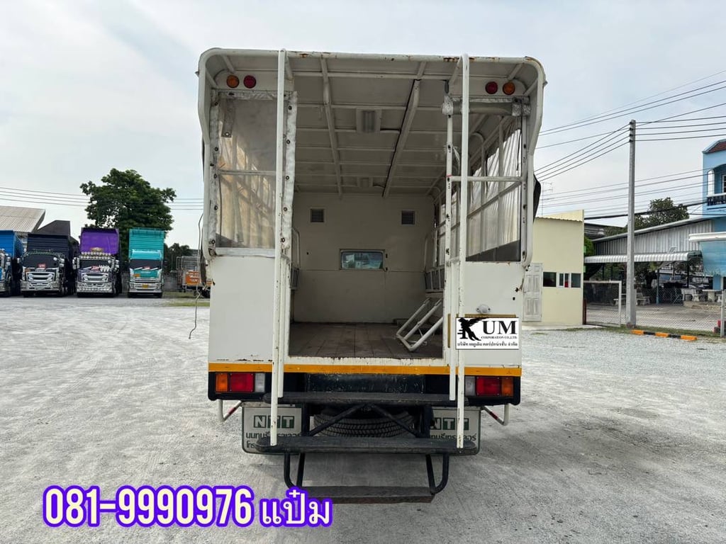 หกล้อโดยสาร HINO XZU 150 เเรงม้า ปี 2557 ยาว 4.3 กว้าง 2.0 สูง 1.9 ราคา 550,000.-(0756) หกล้อโดยสาร HINO XZU 150 เเรงม้า ปี 2557 ยาว 4.3 กว้าง 2.0 สูง 1.9 ราคา 550,000.-(0756)